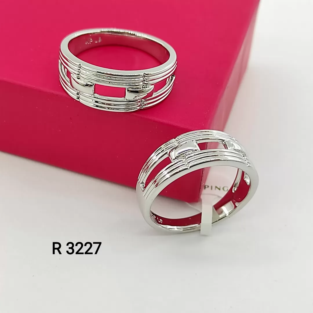 R 3227